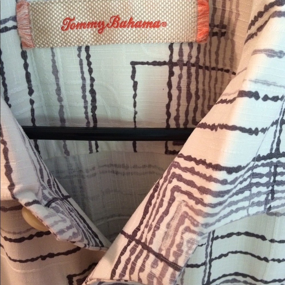 Tommy Bahama Button-Down